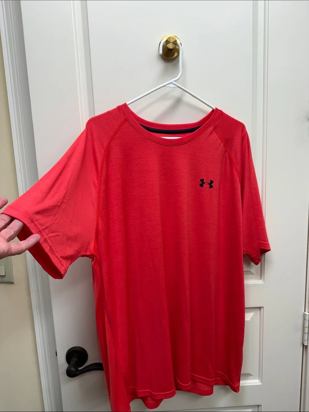 Under Armour Bright Red Short Sleeve Performance Tee - Picture 1 of 10